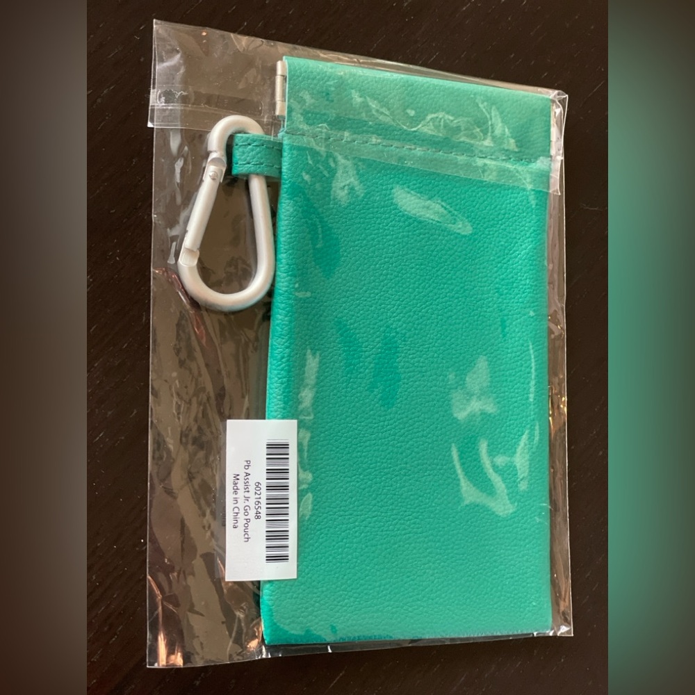 Travel Case / Eye Glass Case — DoTERRA - Picture 3 of 10